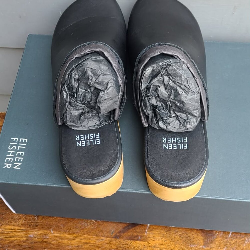 Eileen Fisher Black Leather Clogs Size 9 1/2 NIB! - Picture 8 of 13